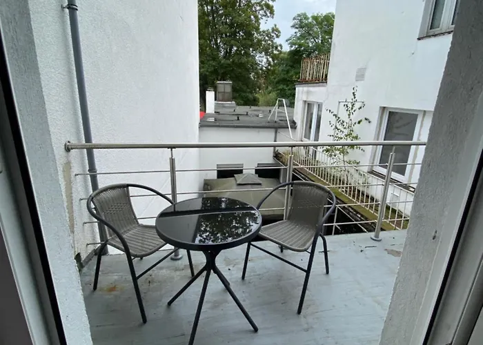 Grosse Mit Balkon-zentrum 公寓 *
